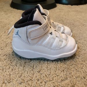 Nike Air Jordan Legend Blue Retro Toddler Size 5